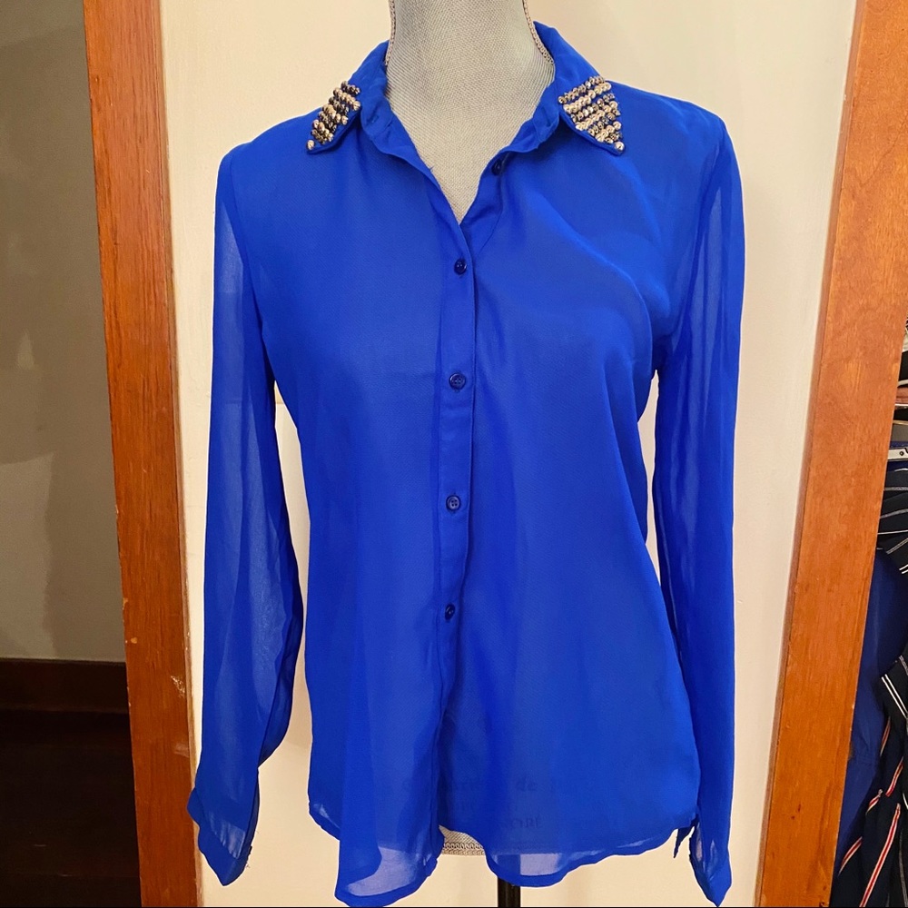 Blue button up blouse - Picture 2 of 6